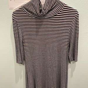 Turtle Neck Stripe Mid Sleeve Dress
